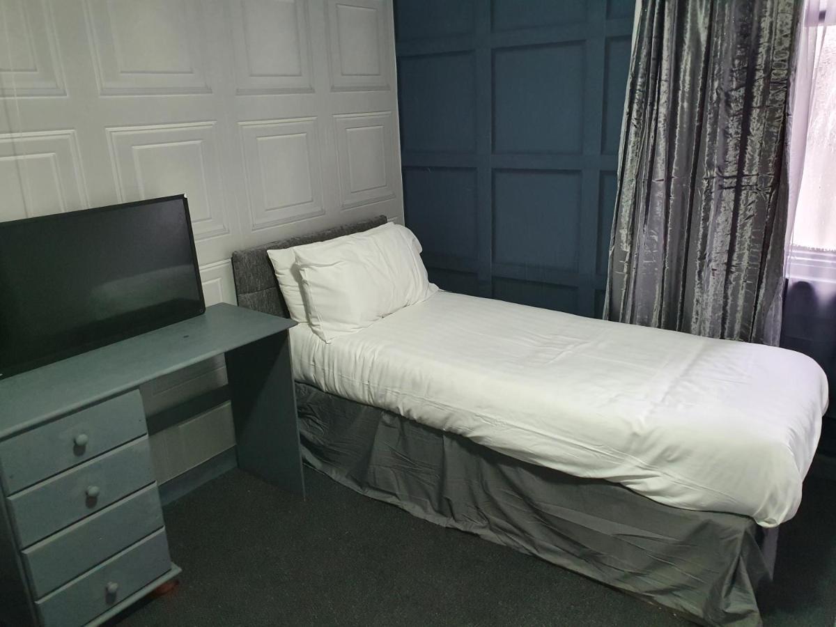 Balkan Hotel Blackpool Oda fotoğraf